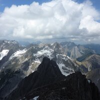 Schneepfanne, Schafkar und Lamskar mit Hochglück (2573m), Mitterkarlspitze (2418m) und Lamsenspitze (2508m) | 21.05.2011 | 13:37 Uhr