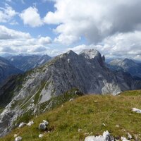 weiterer Grat über Lackenkarkopf und Grabenkarspitze bis zur Östlichen Karwendelspitze | 22.08.2015 | 13:27 Uhr