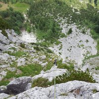 Josef beim Abseilen über die siebte Seillänge | 29.07.2017 | 15:39 Uhr